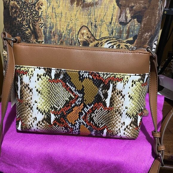 NWT ANNE KLEIN FAUX SNAKE SKIN CROSSBODY BAG - Picture 4 of 4